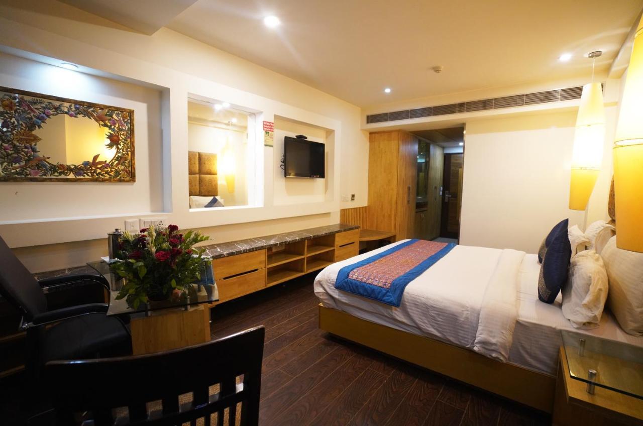 Airport Hotel Grand By Fantasia New Delhi Exterior foto