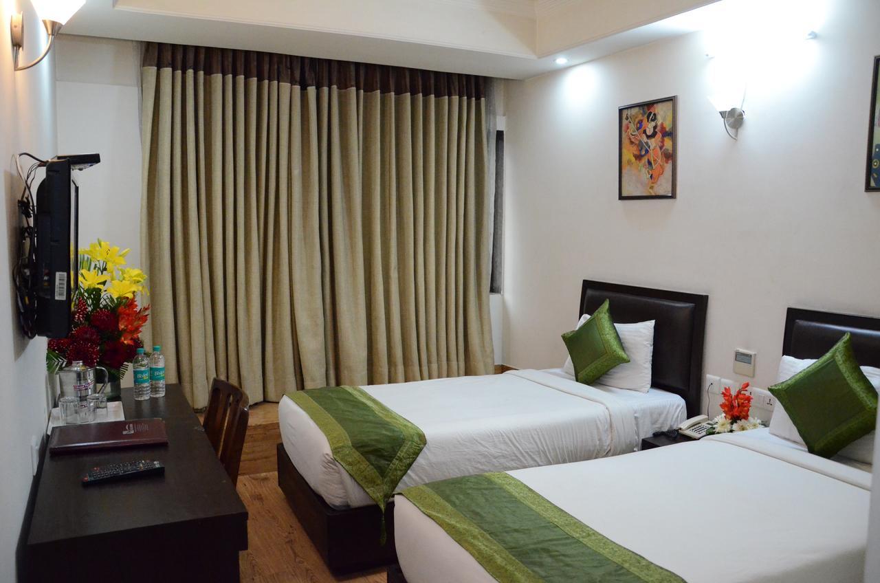 Airport Hotel Grand By Fantasia New Delhi Exterior foto