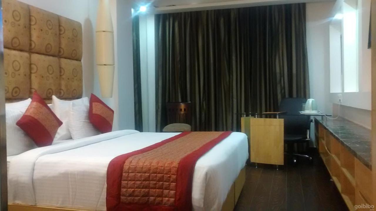 Airport Hotel Grand By Fantasia New Delhi Exterior foto